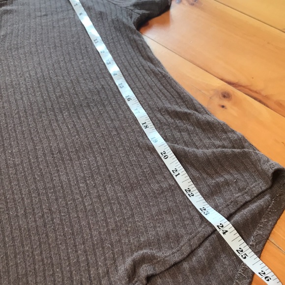 Easy Ribbed Tee - Picture 5 of 6